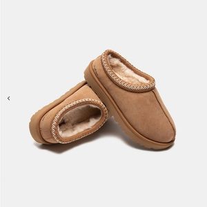 Madhappy x Ugg Tasman Slipper